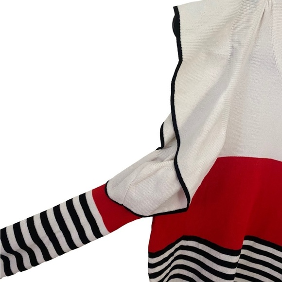 Umgee Flutter Sleeve Cold Shoulder Striped Top Size Small EUC Rayon Holiday - Picture 3 of 6